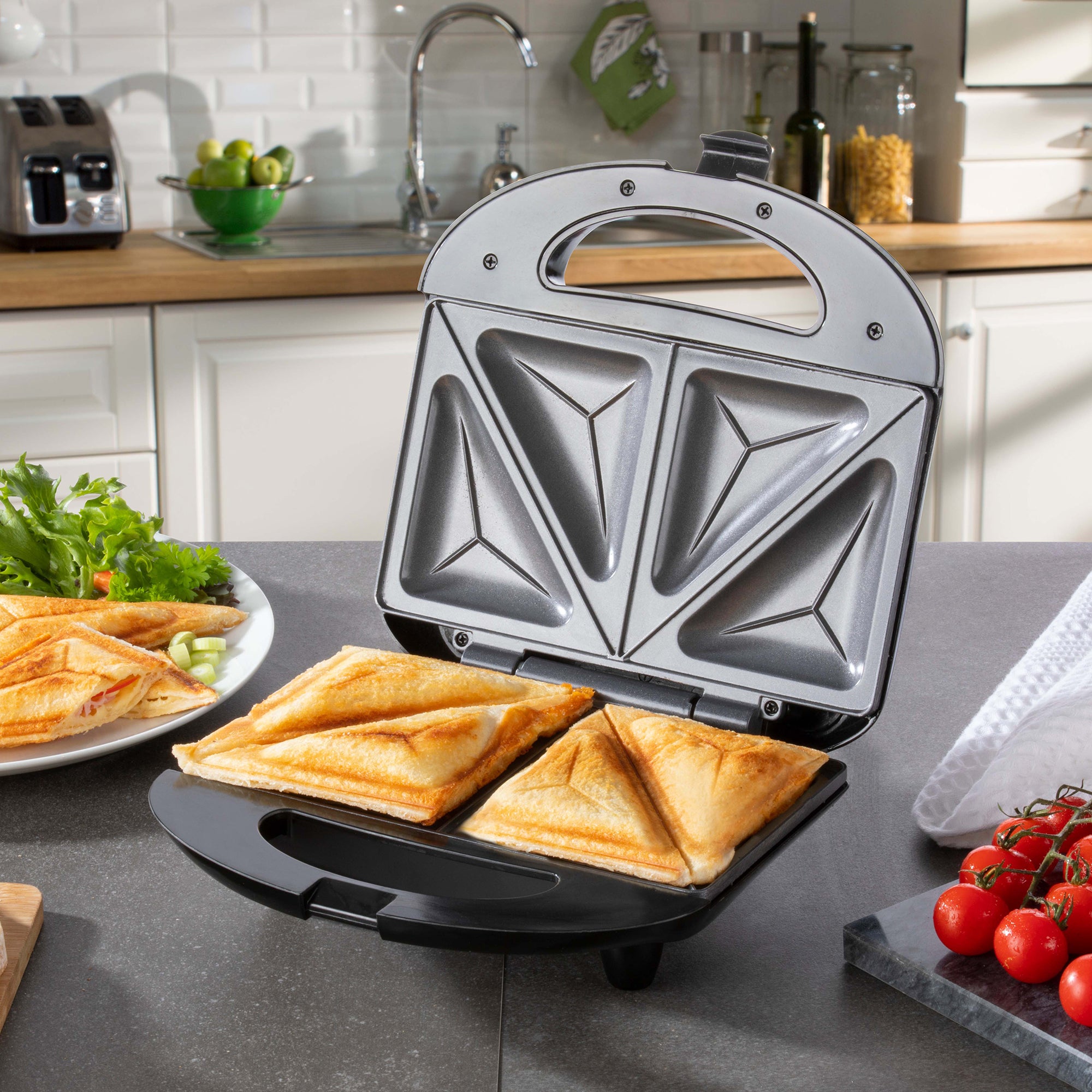Daewoo Daewoo 2 Portion Sandwich Toastie Maker
