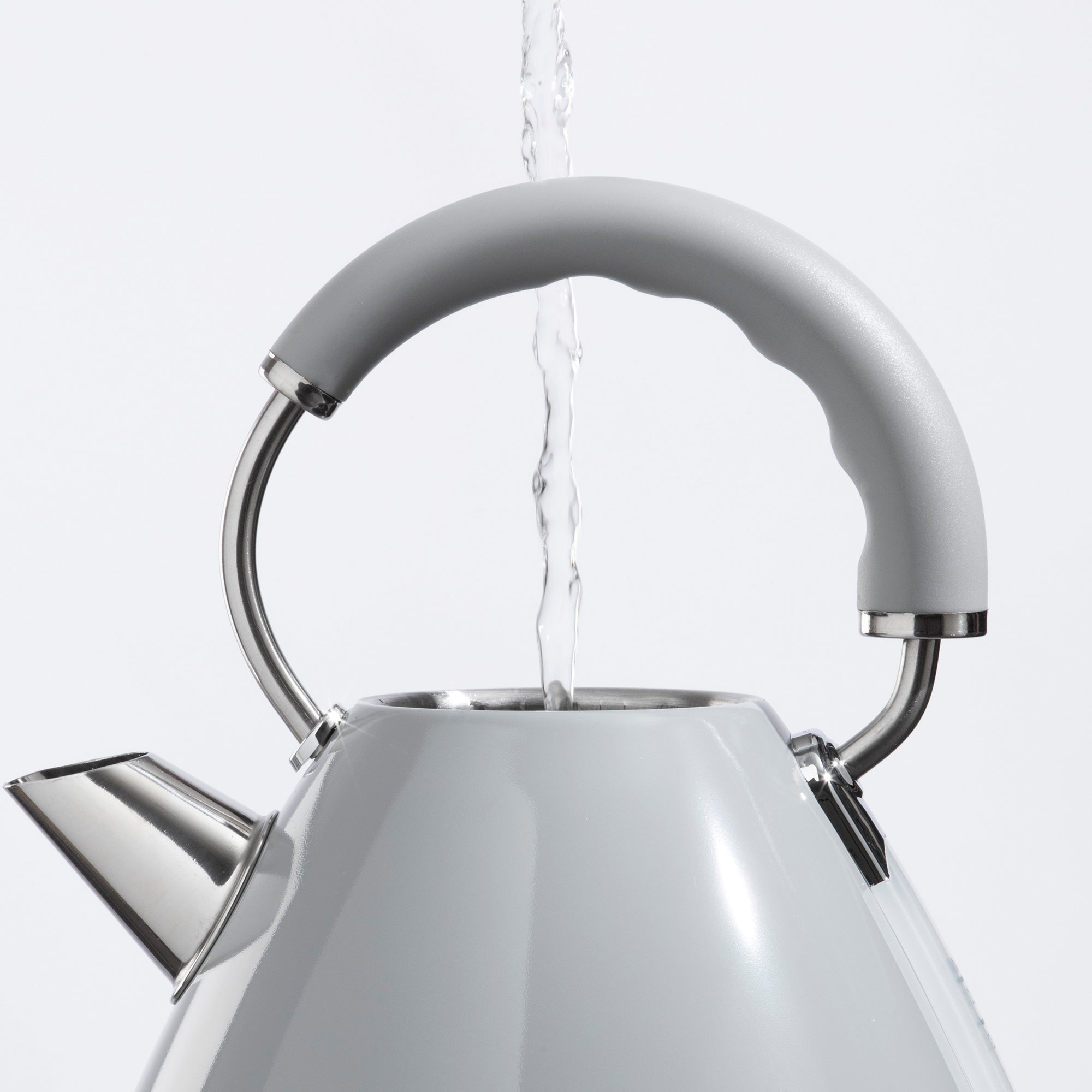 Daewoo Grey Kensington 1.7L Pyramid Kettle