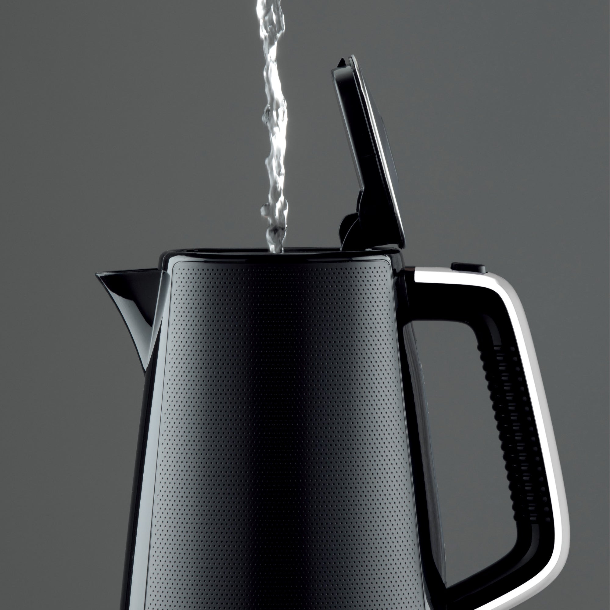 Daewoo Black Stirling 1.7L Jug Kettle